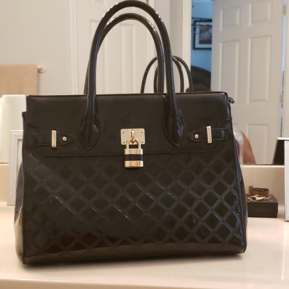 Black purse